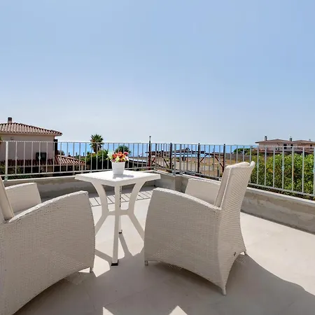 Matilde Domo Boutique 3* Capoterra
